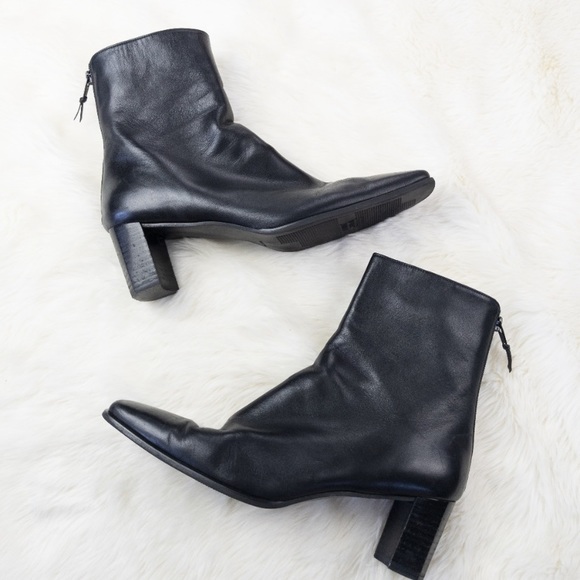Stuart Weitzman Square Toe Heeled Ankle Boots - Picture 1 of 8